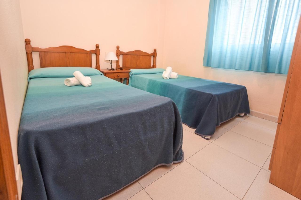 Apartamentos Marblau Las Alondras-Julio Y Agosto Solo Familias Гандія Екстер'єр фото